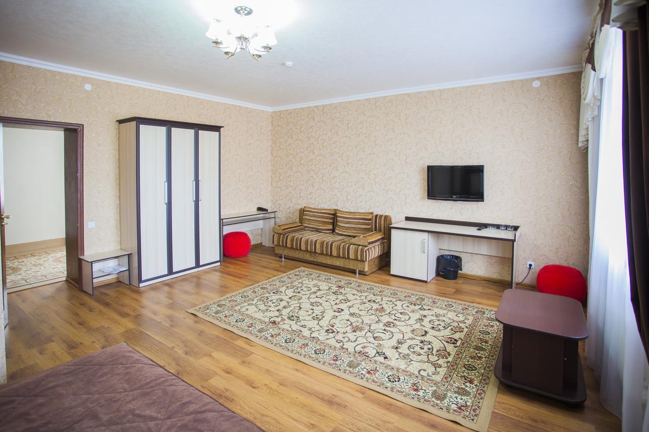 Jumbaktas Borovoe Hotel Εξωτερικό φωτογραφία